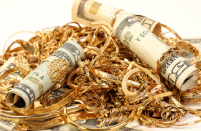 Cash for scrap gold!