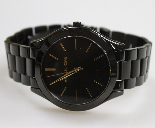 Bebrejde Array hybrid Michael Kors (MK3221) Women's Slim Runway Black-Tone Stainless Steel Watch
