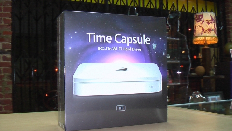 Apple Time Capsule (Hard Drive + 802.11n Wi-Fi) (SOLD)