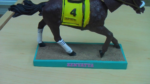 Zenyatta Horse Racing Bobble Head  (For Sale)