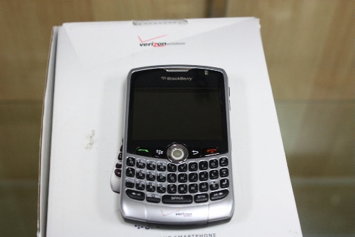 BlackBerry Curve 8330 (For Sale)