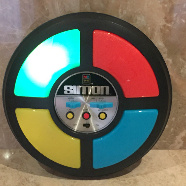 Simon Vintage Memory Game - Simon - Pin